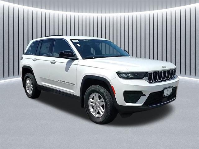 new 2025 Jeep Grand Cherokee car, priced at $32,455