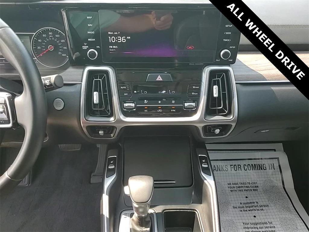 used 2022 Kia Sorento car, priced at $26,901