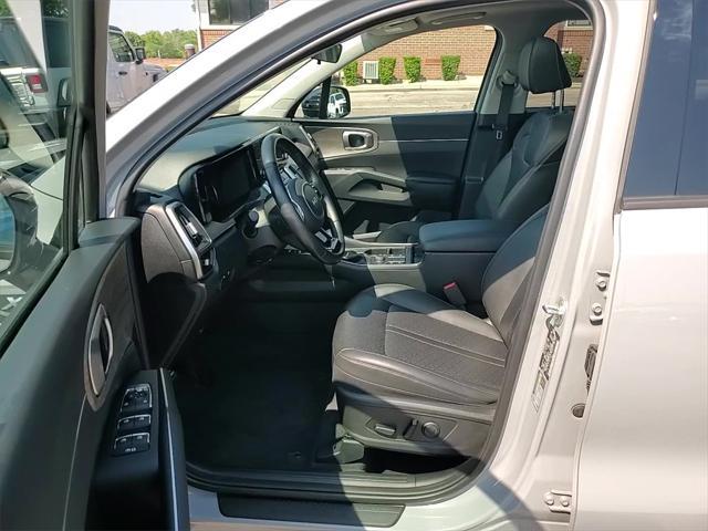 used 2022 Kia Sorento car, priced at $26,895