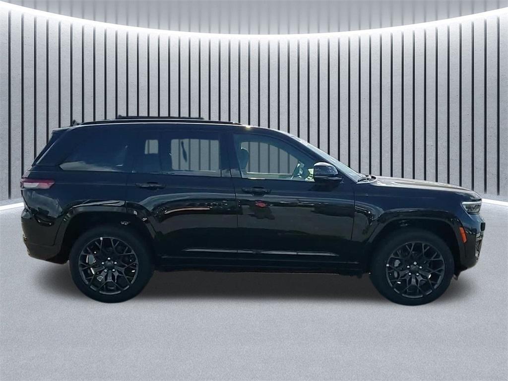 new 2025 Jeep Grand Cherokee car, priced at $55,058