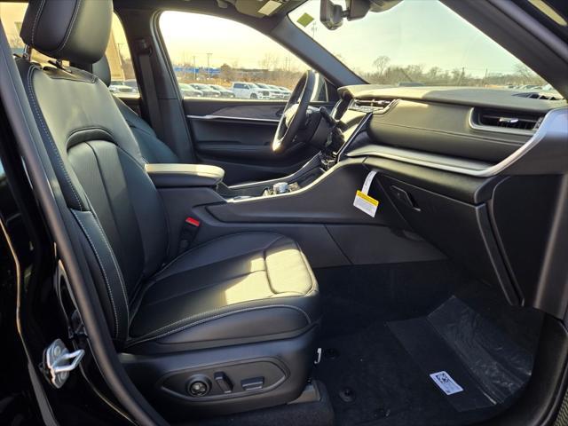 new 2025 Jeep Grand Cherokee car, priced at $49,460