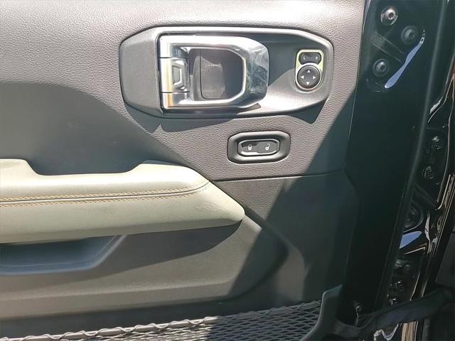 new 2025 Jeep Gladiator car, priced at $53,965