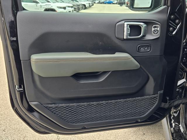 new 2025 Jeep Gladiator car, priced at $53,965