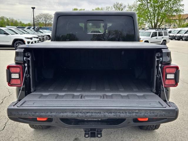 new 2025 Jeep Gladiator car, priced at $53,965