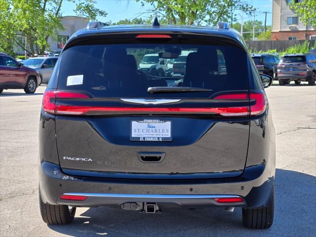 new 2024 Chrysler Pacifica car, priced at $50,380