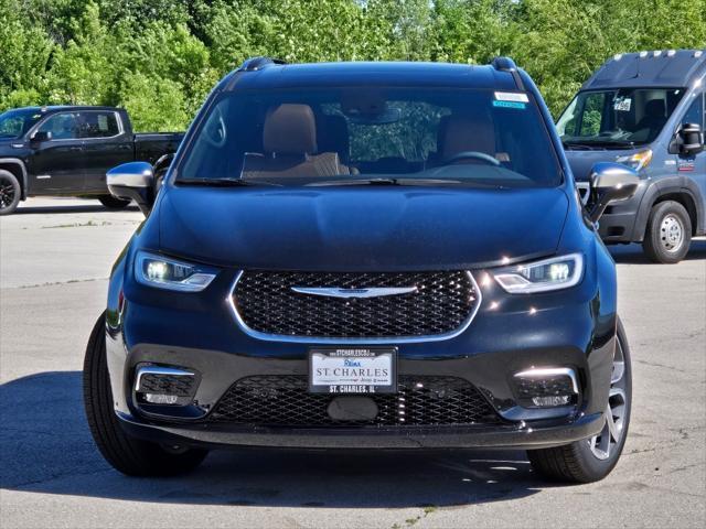 new 2024 Chrysler Pacifica car, priced at $50,380