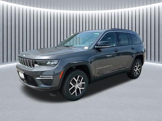 new 2025 Jeep Grand Cherokee car, priced at $40,810