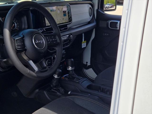 new 2025 Jeep Gladiator car, priced at $39,310