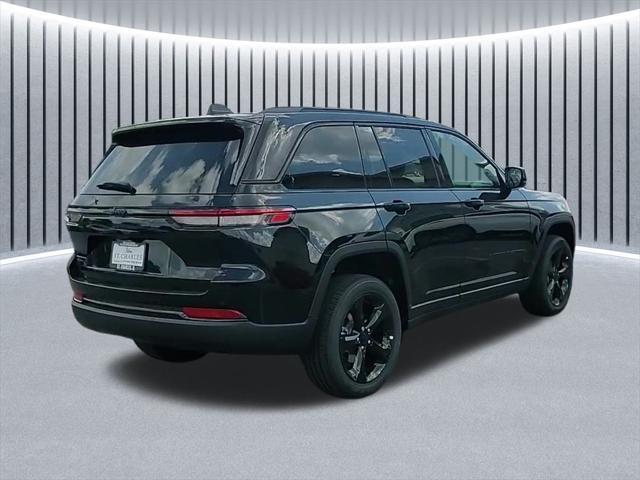new 2025 Jeep Grand Cherokee car, priced at $40,875