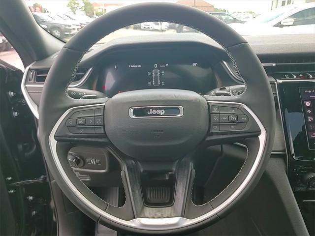 new 2025 Jeep Grand Cherokee car, priced at $40,875