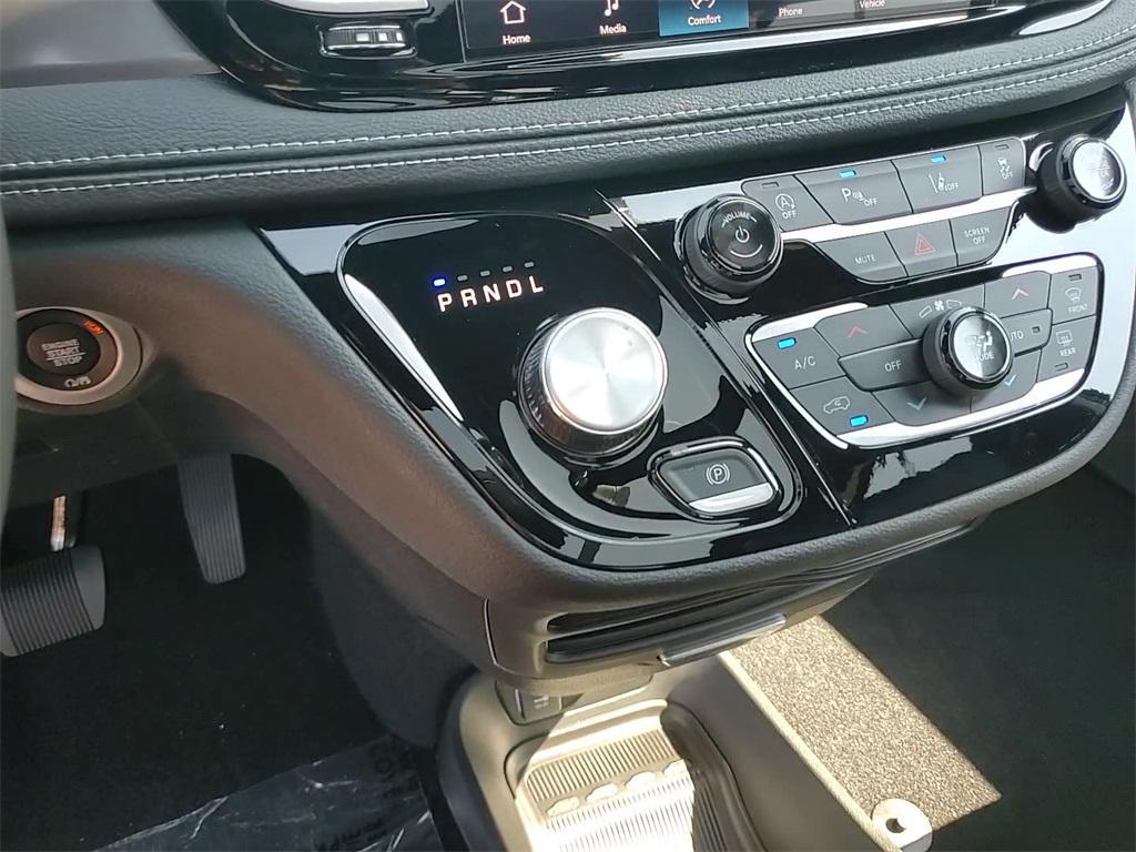 new 2026 Chrysler Pacifica car, priced at $45,058