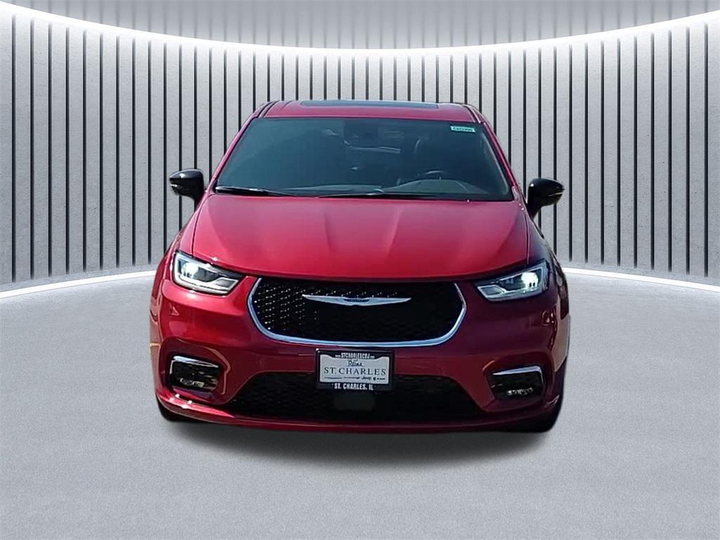 new 2026 Chrysler Pacifica car, priced at $45,058