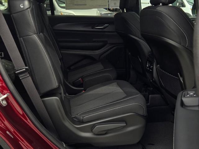 new 2025 Jeep Grand Cherokee L car, priced at $38,182