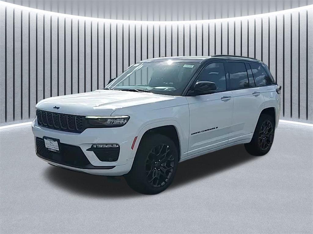 new 2025 Jeep Grand Cherokee car, priced at $61,497