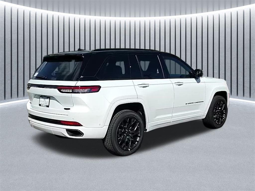 new 2025 Jeep Grand Cherokee car, priced at $61,497