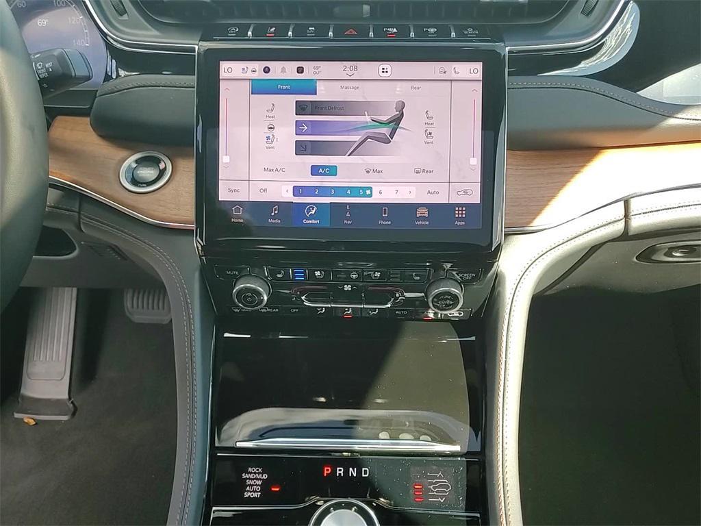 new 2025 Jeep Grand Cherokee car, priced at $61,497