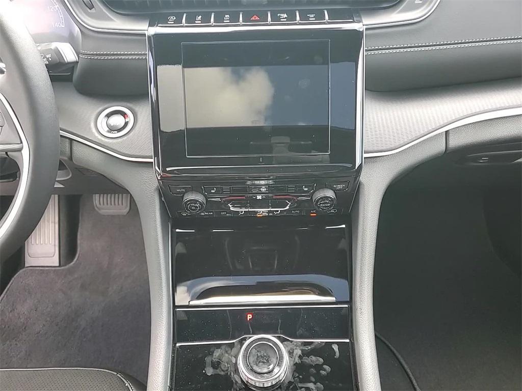 new 2025 Jeep Grand Cherokee L car, priced at $42,838