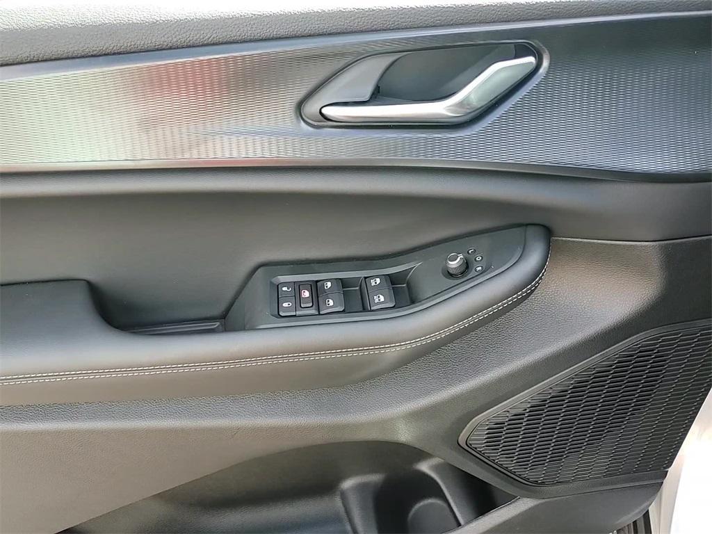 new 2025 Jeep Grand Cherokee L car, priced at $42,838