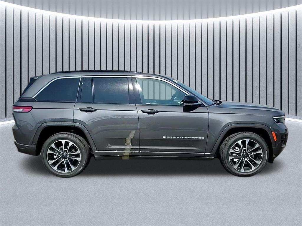new 2025 Jeep Grand Cherokee car, priced at $52,272