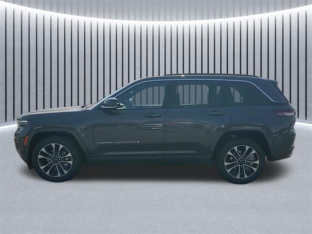 new 2025 Jeep Grand Cherokee car, priced at $52,272