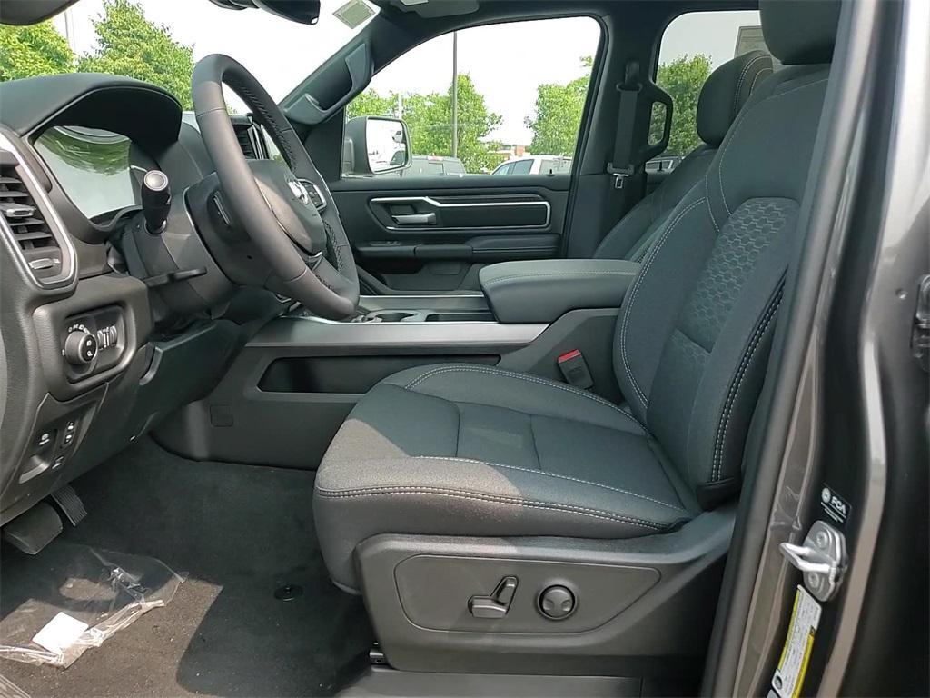 new 2025 Ram 1500 car, priced at $53,380