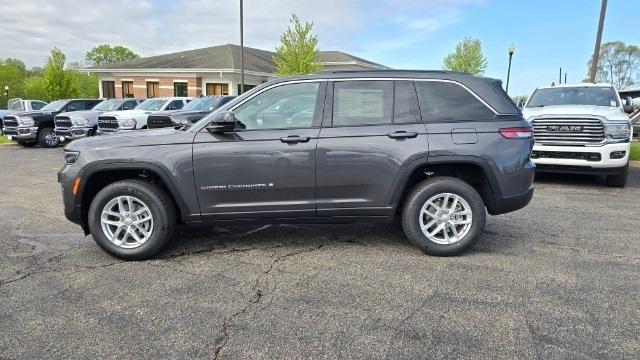 new 2024 Jeep Grand Cherokee car, priced at $35,470