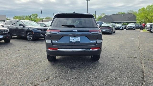 new 2024 Jeep Grand Cherokee car, priced at $35,470