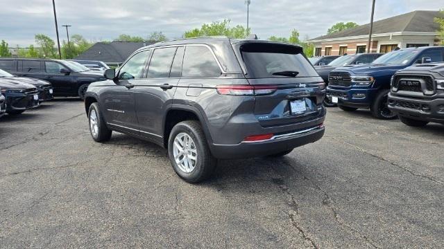 new 2024 Jeep Grand Cherokee car, priced at $35,470