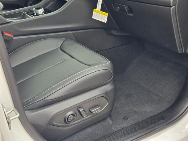 new 2025 Jeep Grand Cherokee car, priced at $50,257