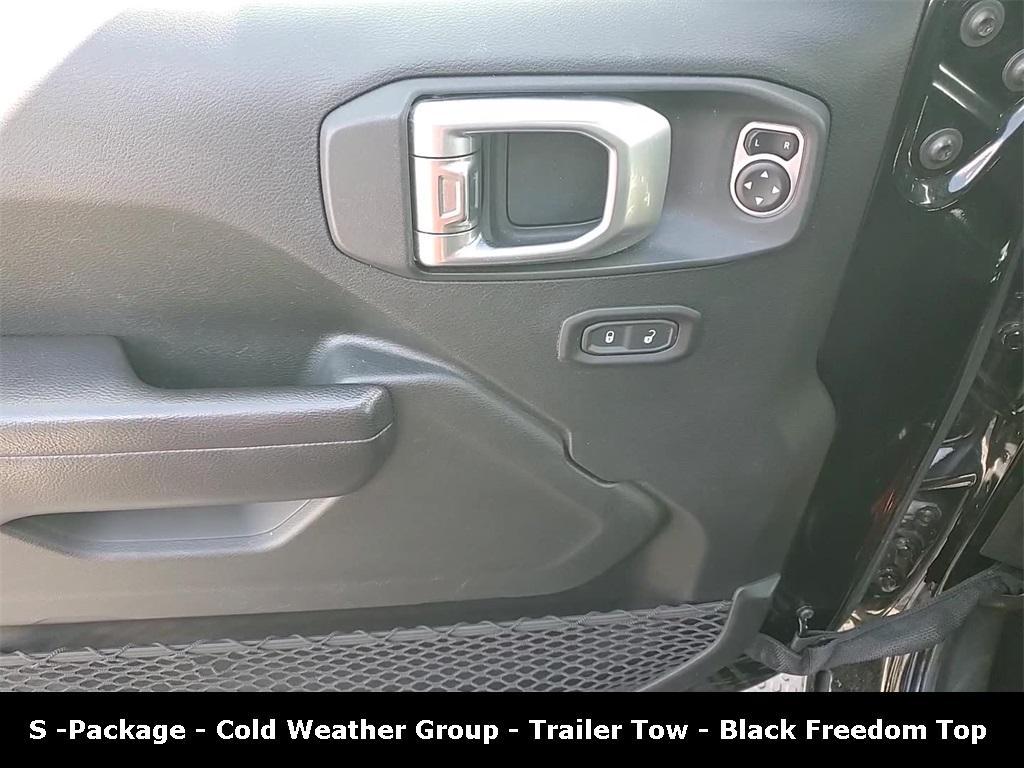 used 2018 Jeep Wrangler Unlimited car, priced at $21,291