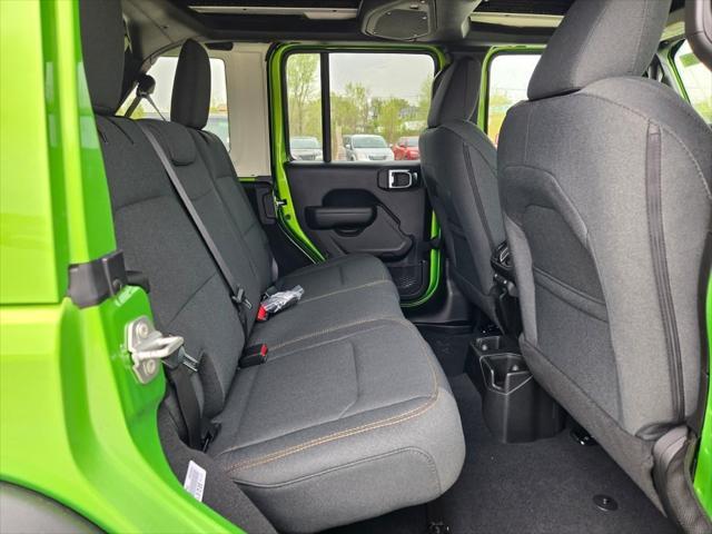 new 2025 Jeep Wrangler car, priced at $47,140