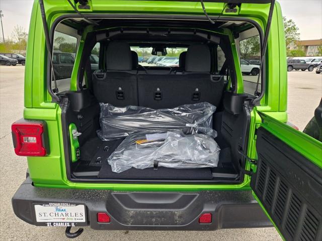 new 2025 Jeep Wrangler car, priced at $47,140