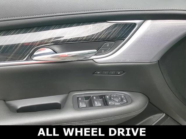 used 2020 Cadillac XT6 car, priced at $28,659