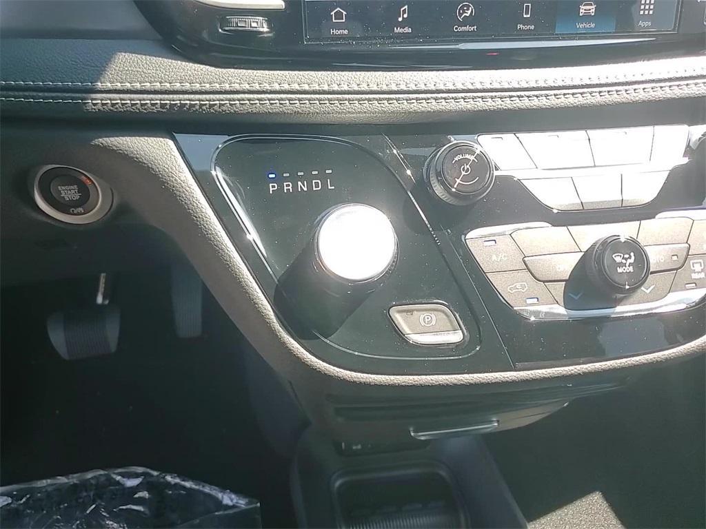 new 2026 Chrysler Pacifica car, priced at $44,733