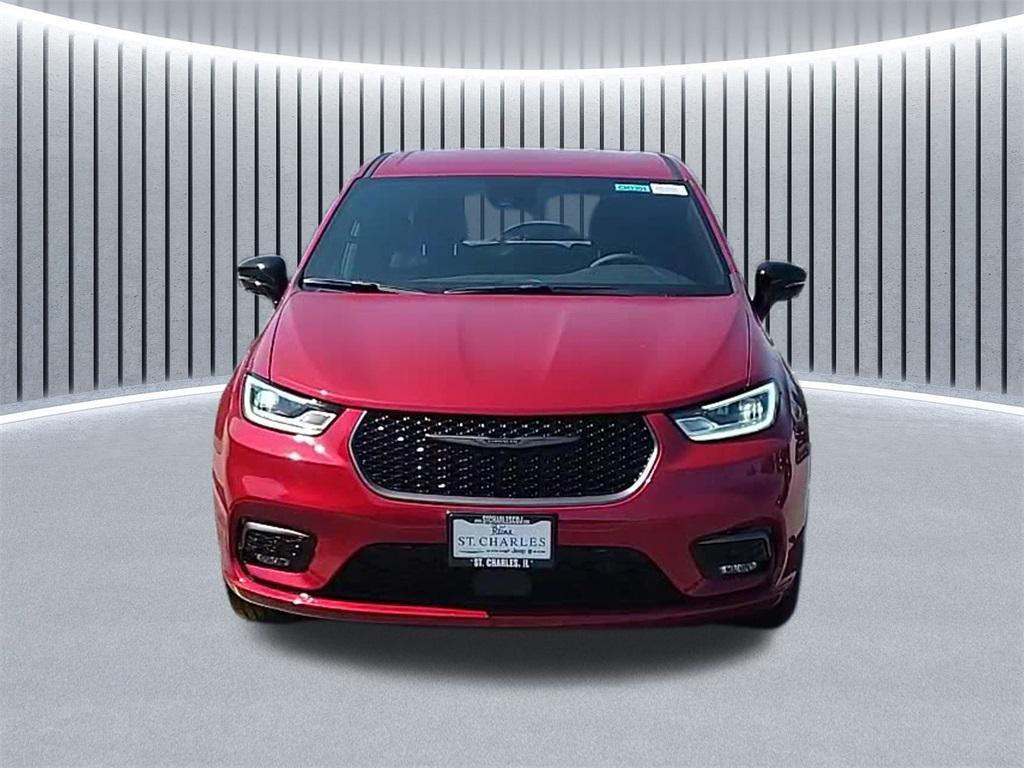 new 2026 Chrysler Pacifica car, priced at $44,733