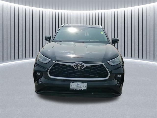 used 2020 Toyota Highlander car, priced at $33,995