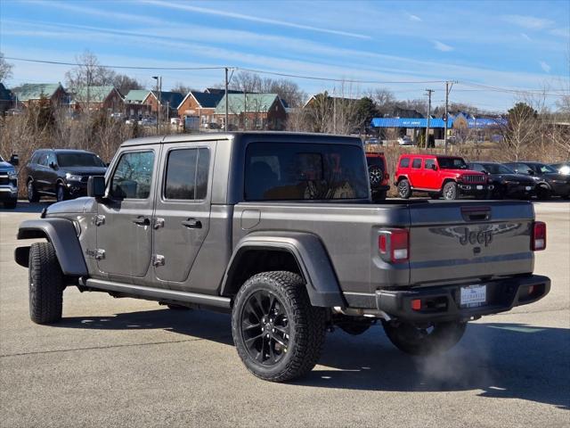 new 2025 Jeep Gladiator car, priced at $40,716