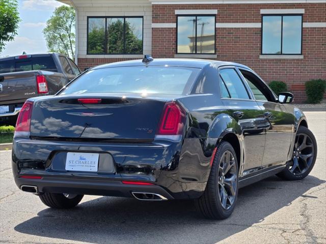 new 2023 Chrysler 300 car, priced at $40,605