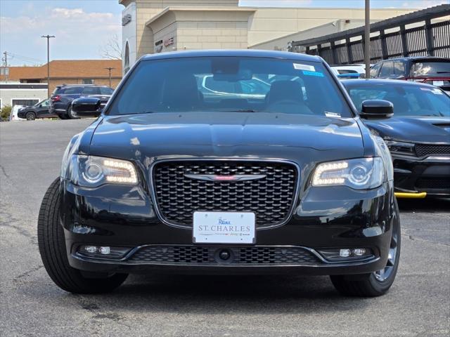 new 2023 Chrysler 300 car, priced at $42,828