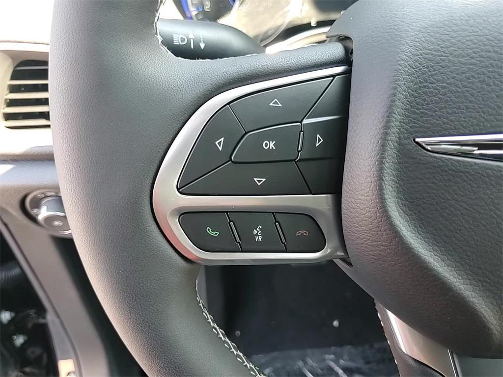 new 2026 Chrysler Pacifica car, priced at $46,485
