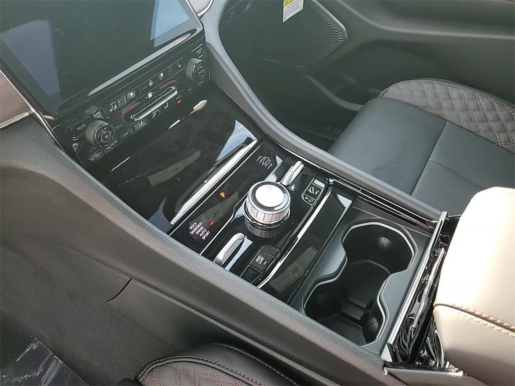 new 2025 Jeep Grand Cherokee car, priced at $52,250