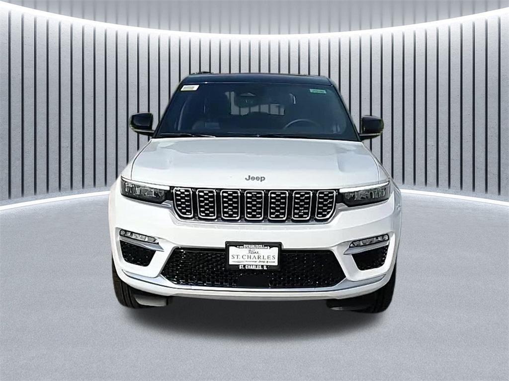 new 2025 Jeep Grand Cherokee car, priced at $52,250
