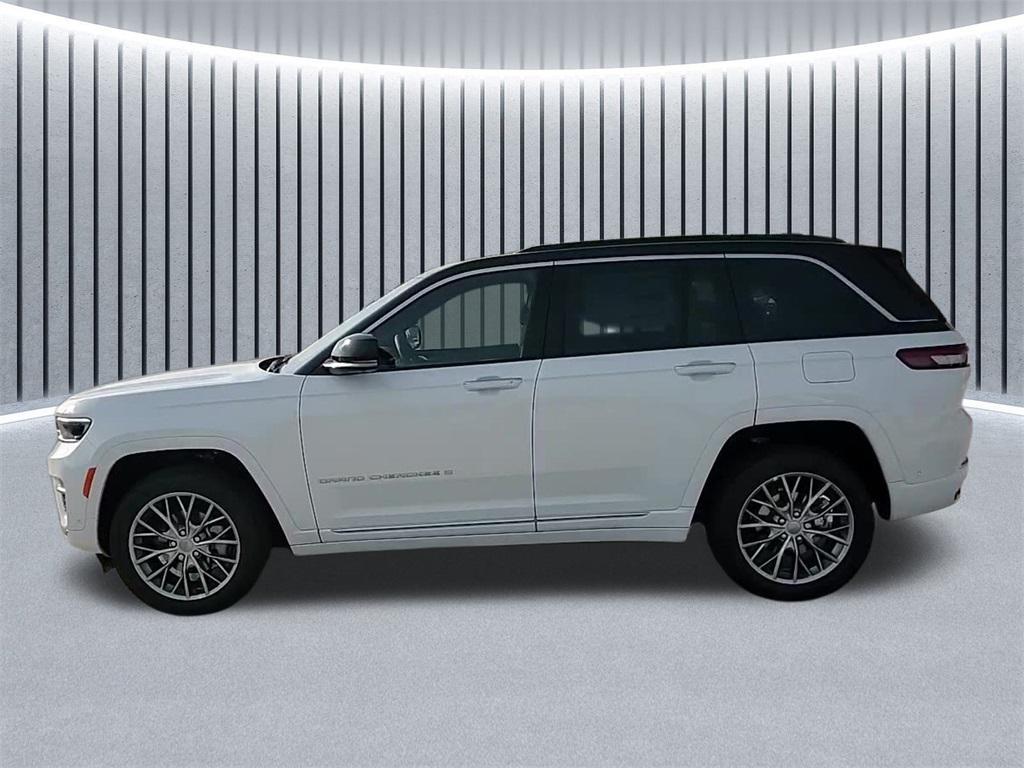 new 2025 Jeep Grand Cherokee car, priced at $52,250