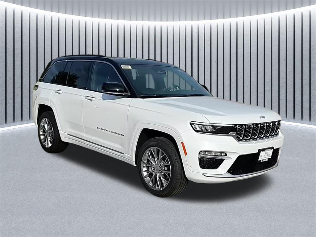 new 2025 Jeep Grand Cherokee car, priced at $52,250