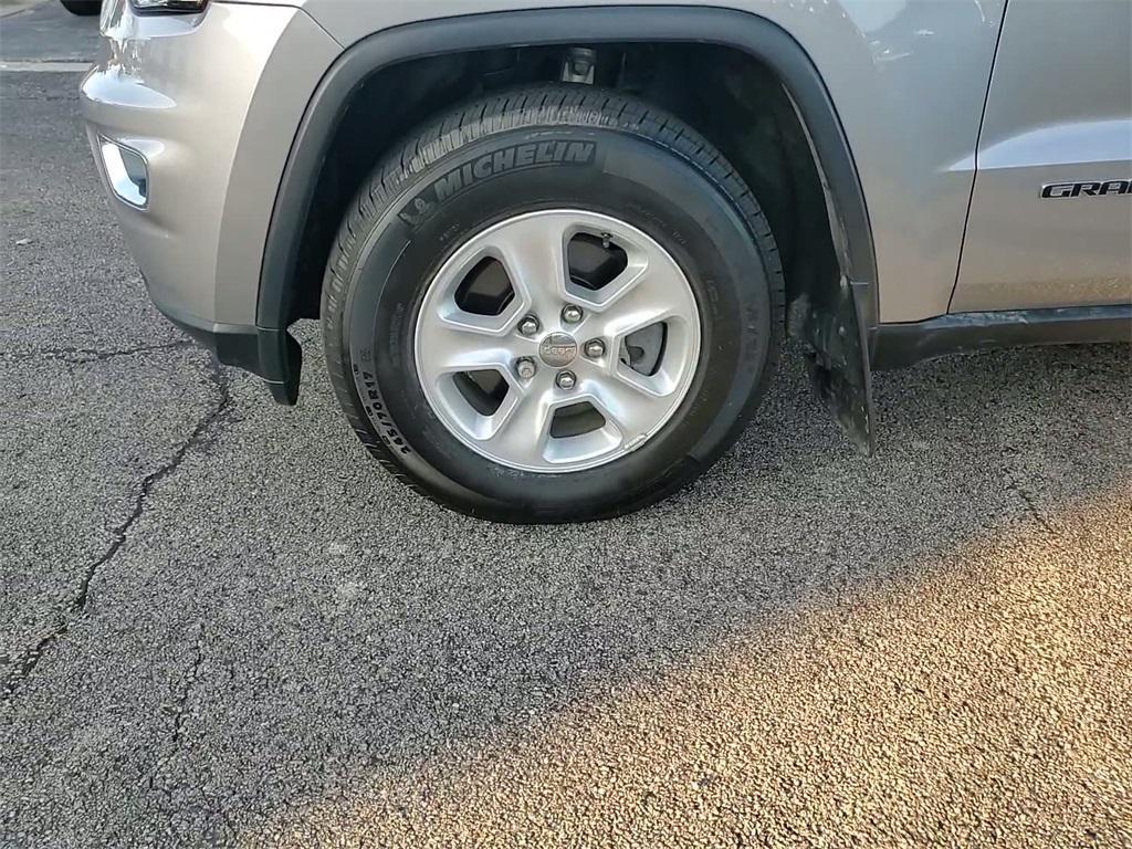 used 2017 Jeep Grand Cherokee car, priced at $15,495