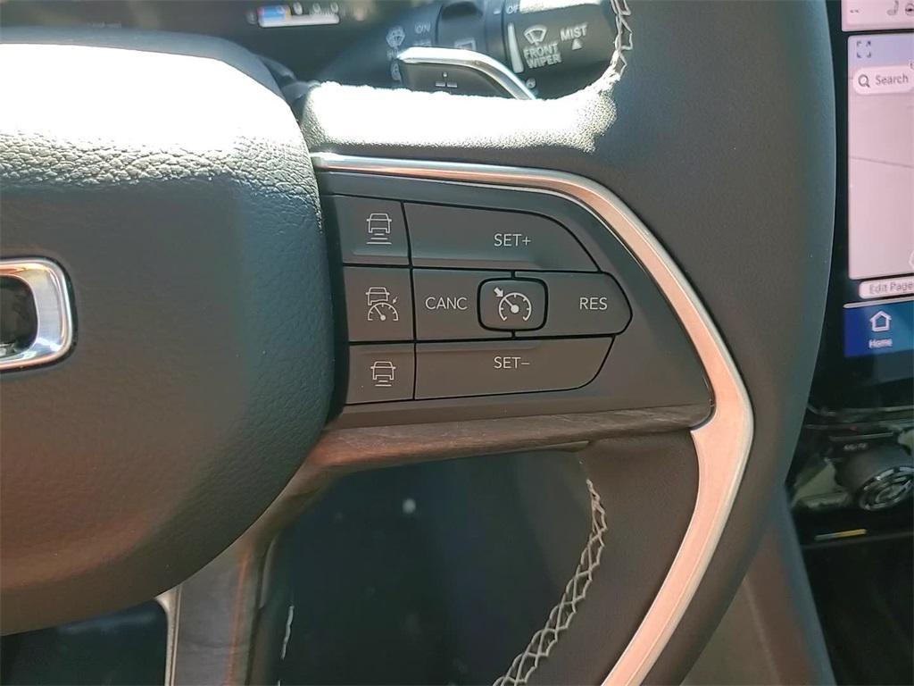 new 2025 Jeep Grand Cherokee L car, priced at $47,477