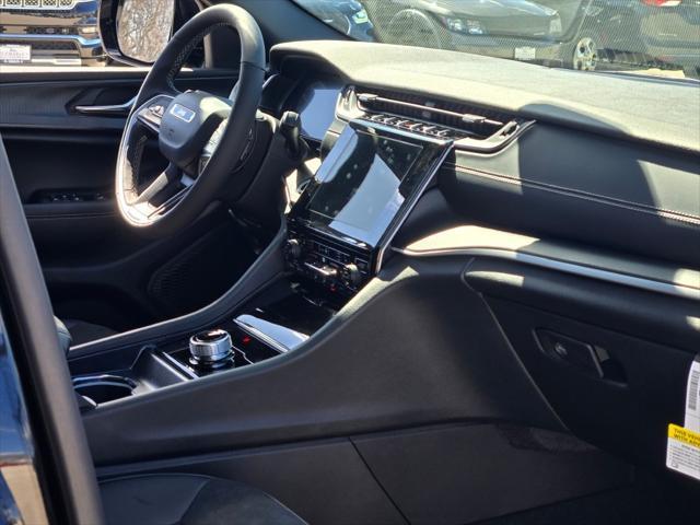 new 2025 Jeep Grand Cherokee L car, priced at $42,875