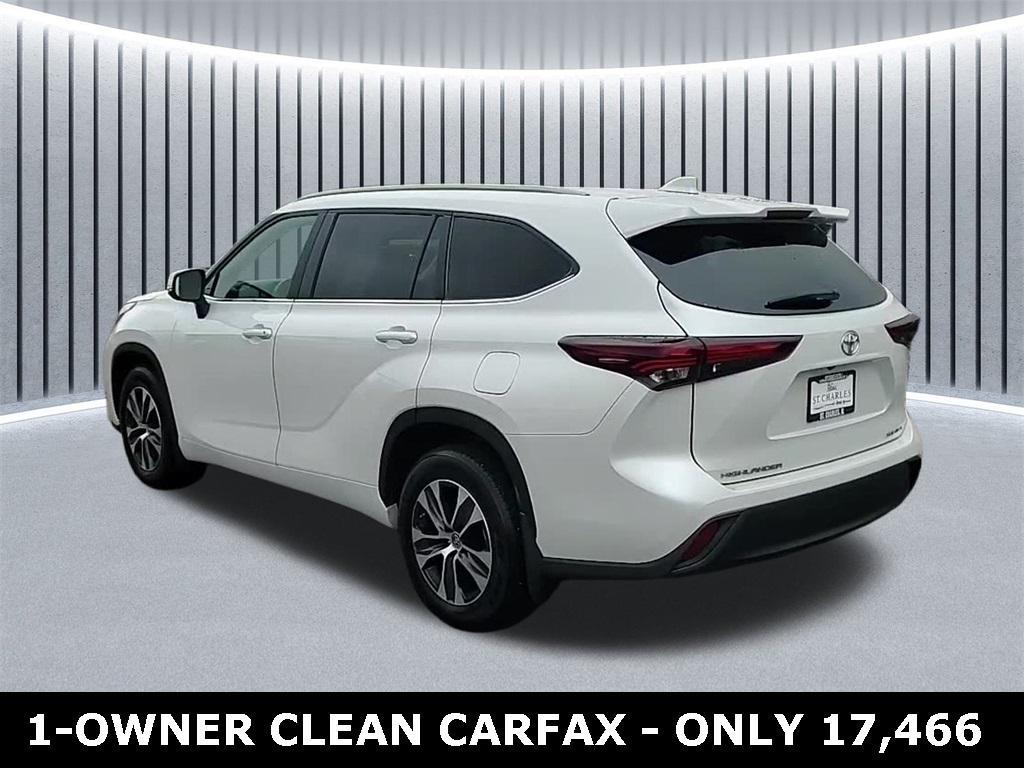 used 2024 Toyota Highlander car, priced at $40,602