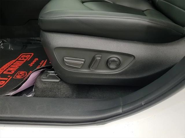 used 2024 Toyota Highlander car, priced at $43,309