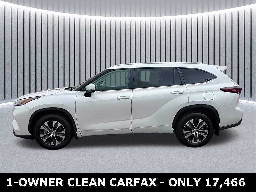 used 2024 Toyota Highlander car, priced at $40,602